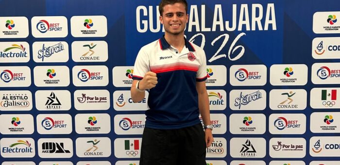 Atleta de karaté ruma ao México